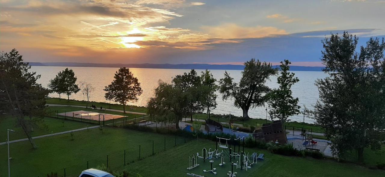 Csanad Apartman Daire Siófok Dış mekan fotoğraf